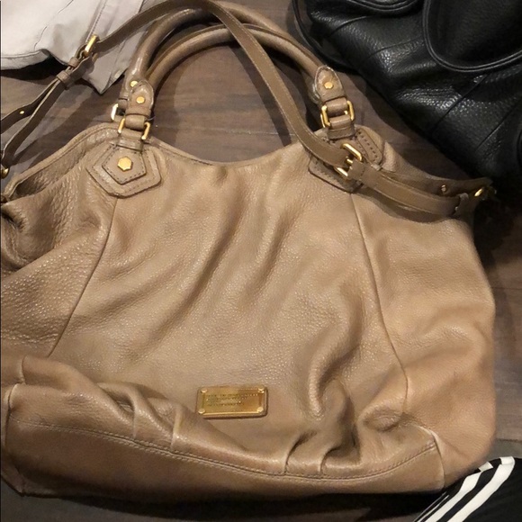 Purse - Picture 1 of 3